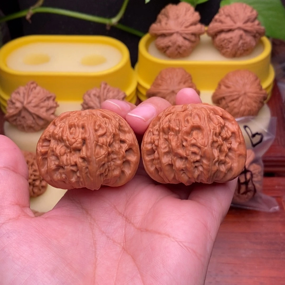 把件文玩核桃如***果43“毕业”大球白