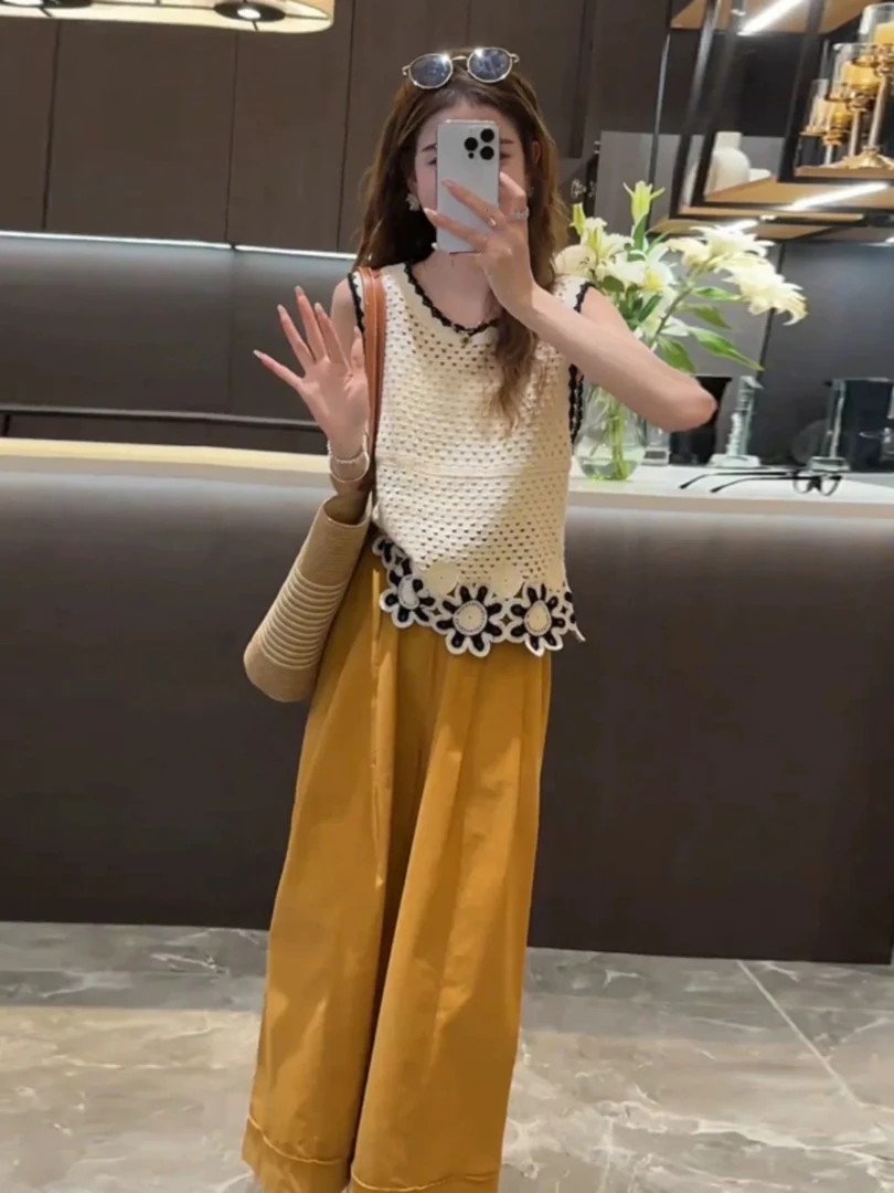 小个子盐系穿搭套装夏季新款花朵刺绣镂空针织衫九分休闲裤两件套