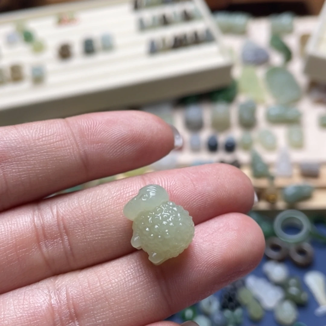 和田玉未镶嵌吊坠(不含链)