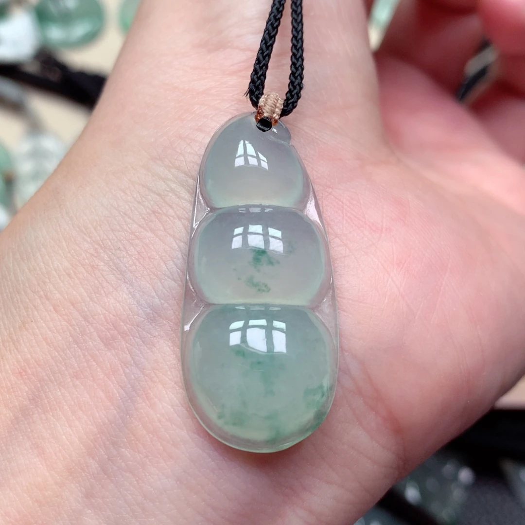 颈饰未镶嵌翡翠豆子