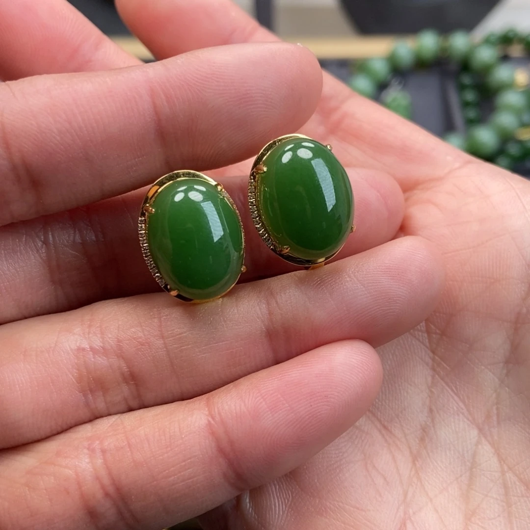 和田玉耳饰18K金镶嵌