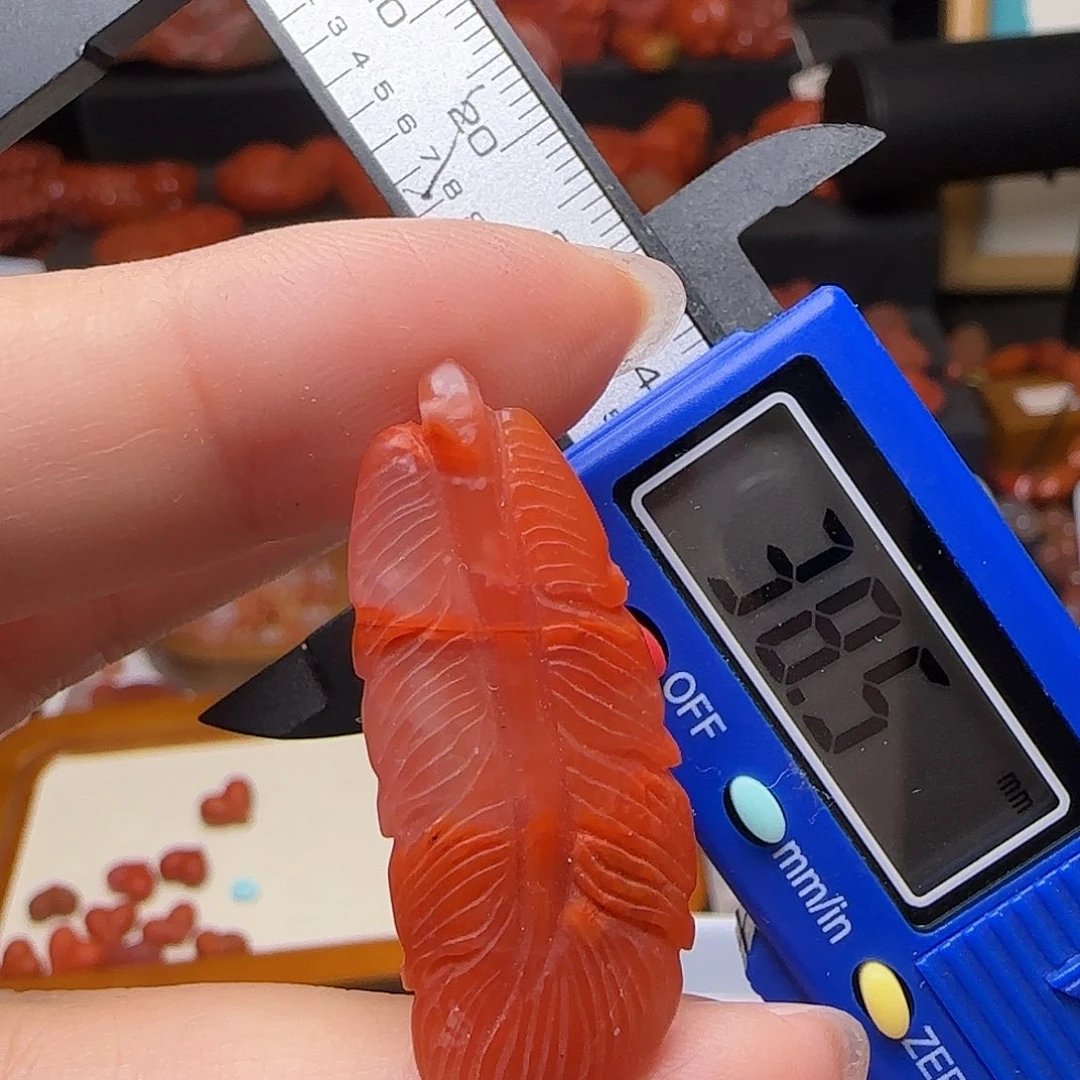 南红玛瑙未镶嵌颈饰