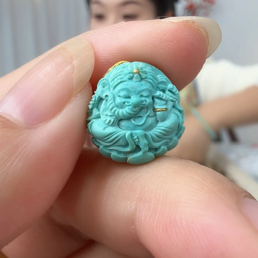 绿松石未镶嵌挂件