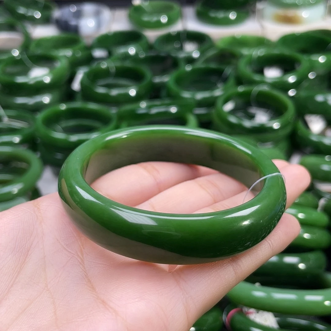 未镶嵌手镯和田玉（碧玉）