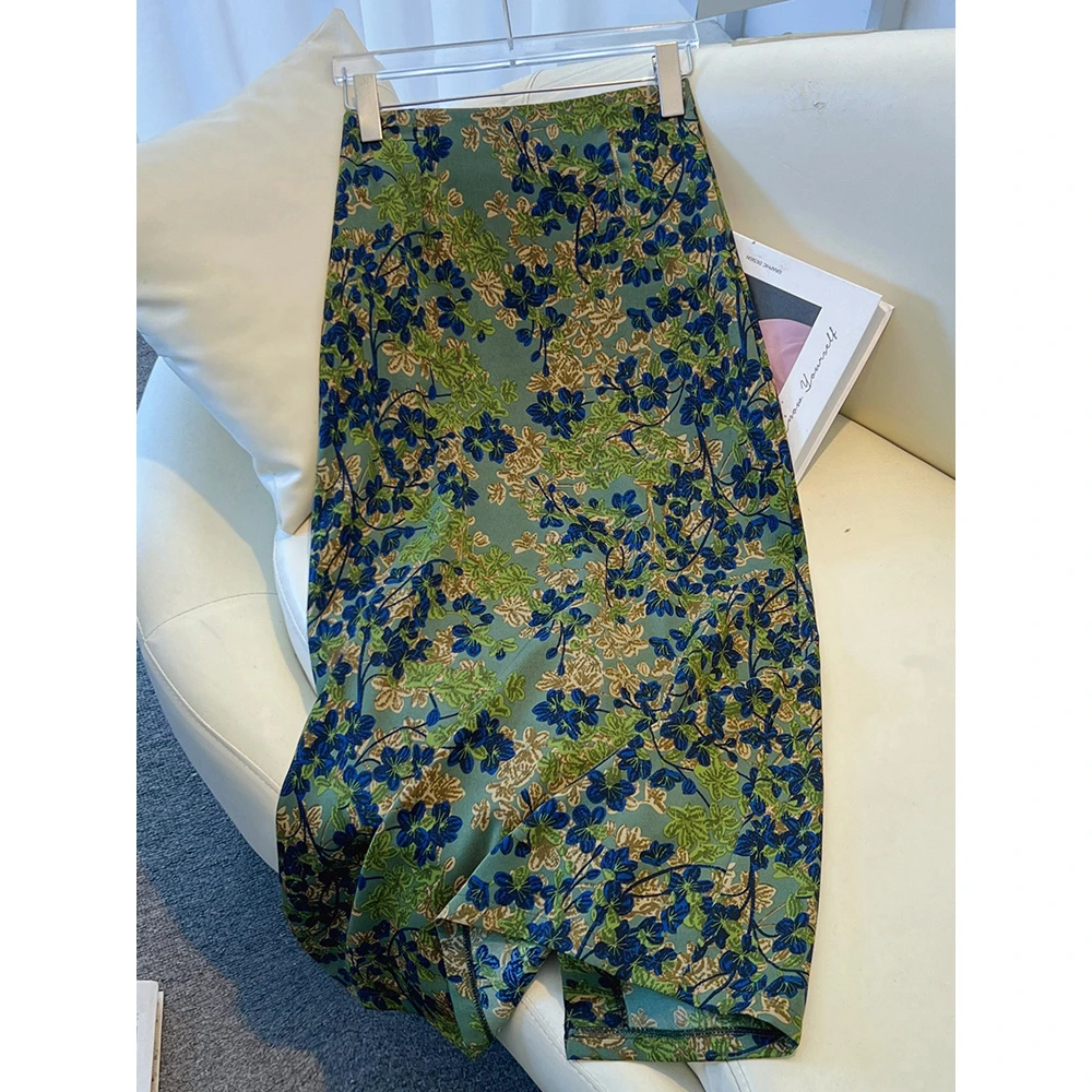 碎花半身裙中长款女夏季2025新款印花包臀裙垂坠感薄款a字裙