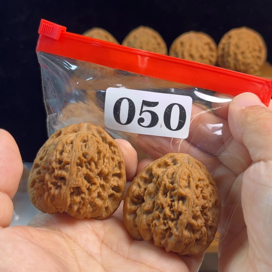 吊坠文玩核桃H****南疆43