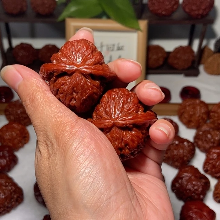 安***屿吊坠文玩核桃白狮子