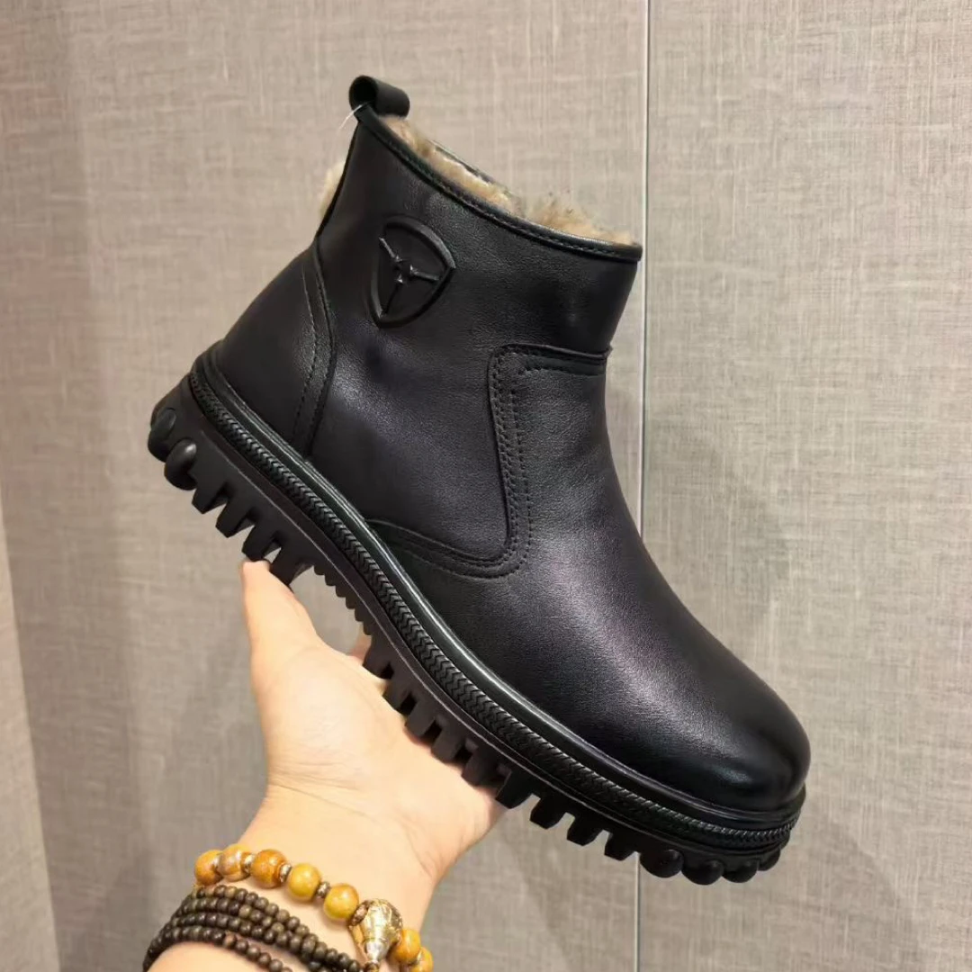 88669男士休闲加厚保暖防滑轮胎休闲鞋