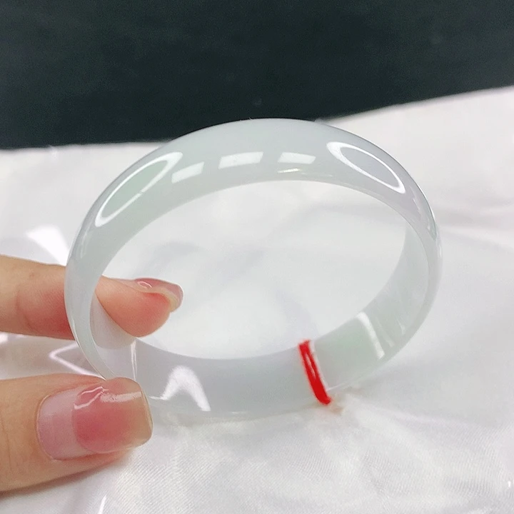 翡翠未镶嵌手镯圈52，05105