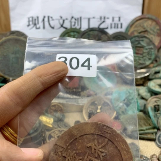 铜静**雨现代文创工艺品