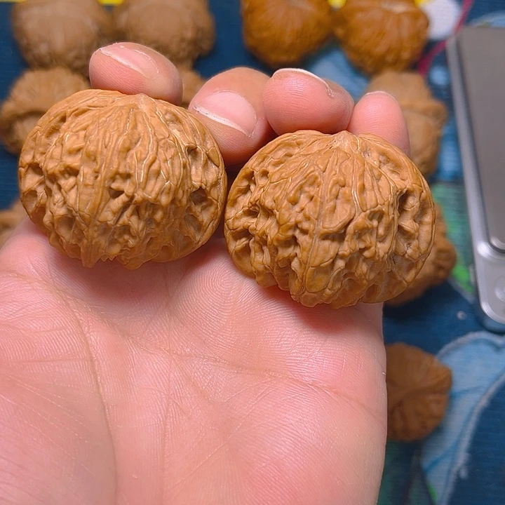 文玩核桃吊坠磨盘