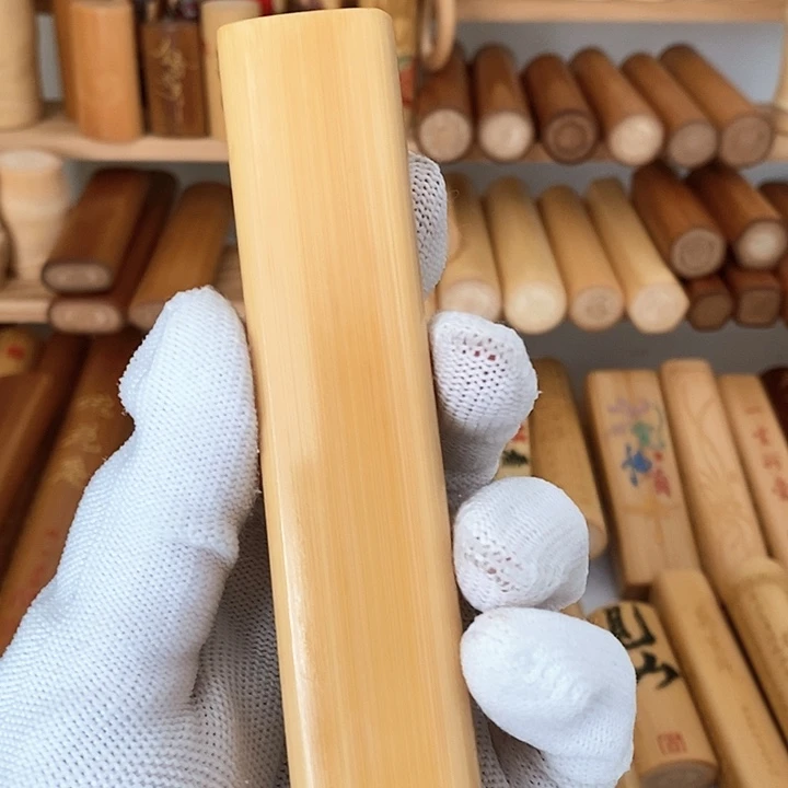 【闪购商品】竹观***在天然实心玉竹的手把件