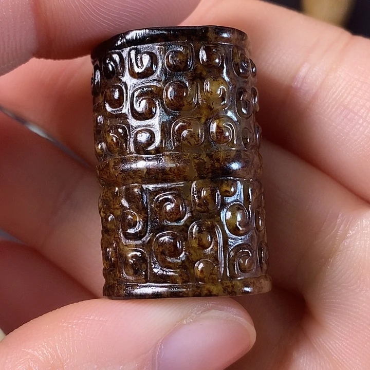 和田玉（糖玉）车挂未镶嵌江*