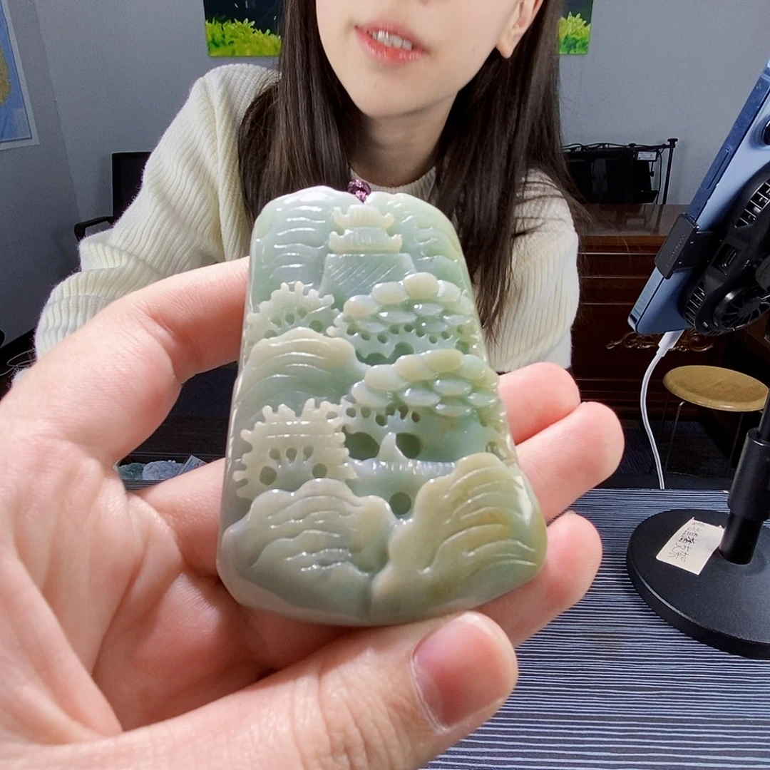 翡翠未镶嵌颈饰翡翠