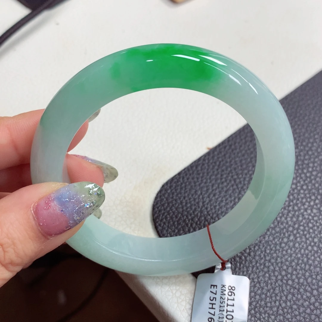 未镶嵌手镯翡翠陌*样缅甸