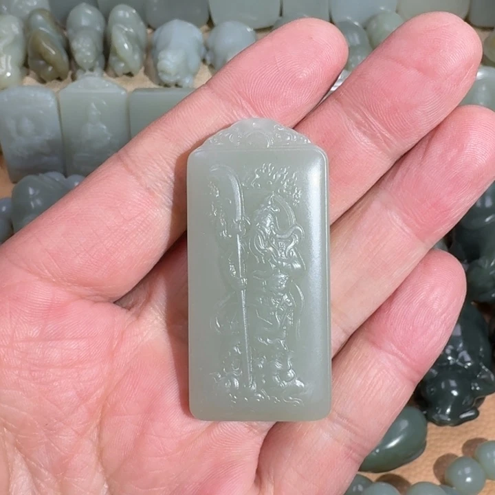 和田玉未镶嵌挂件