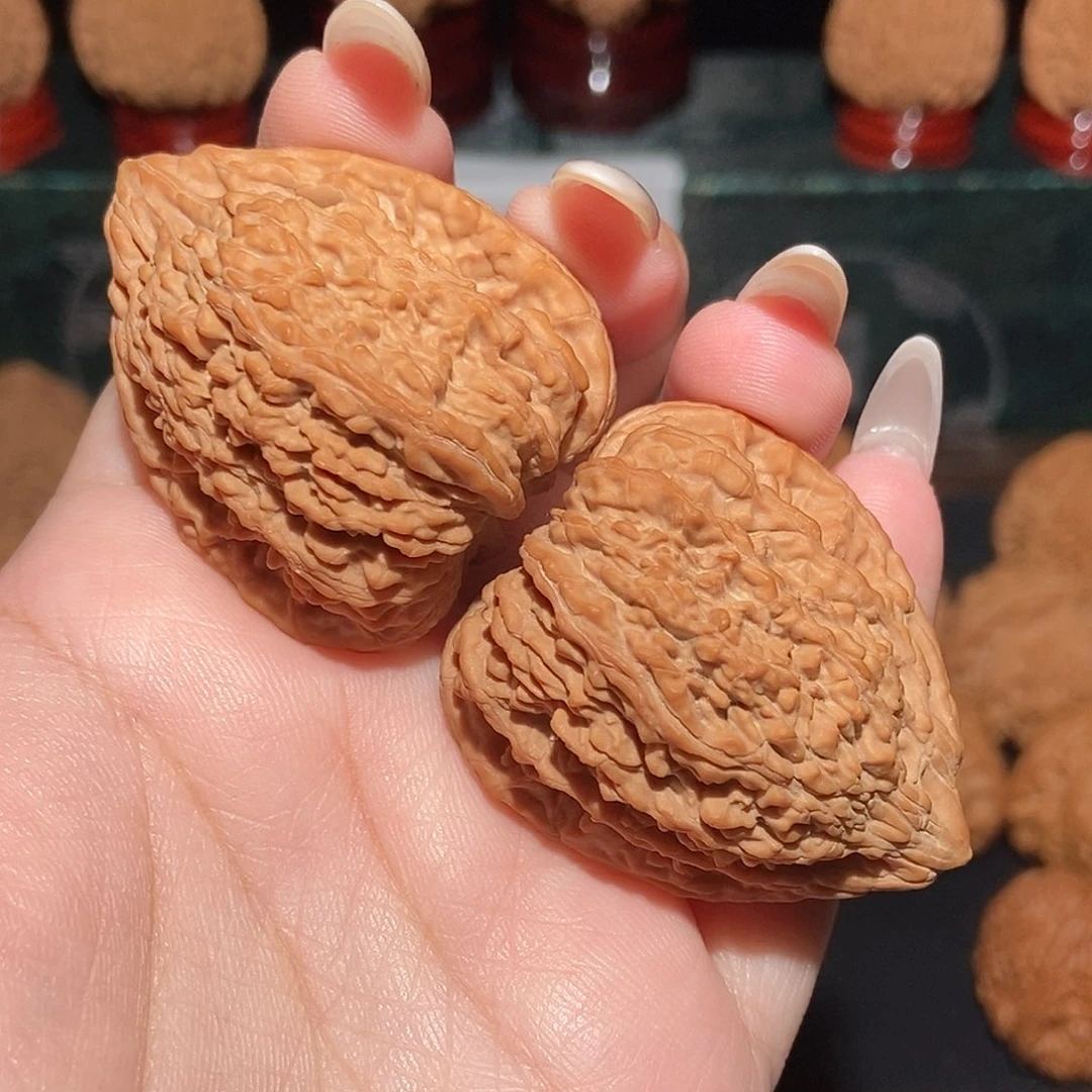 文玩核桃吊坠塔尖36