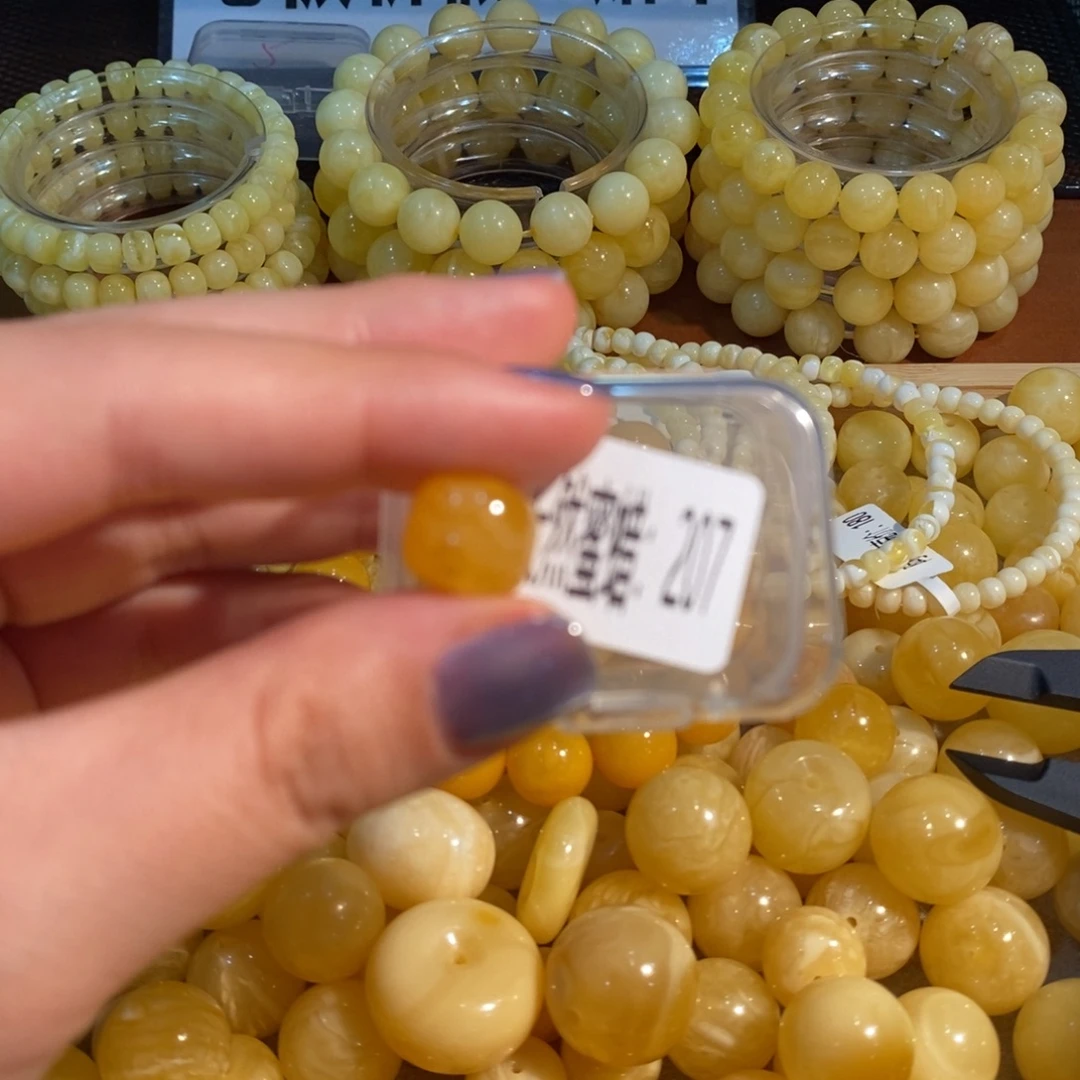 琥珀未镶嵌珠宝奇石207