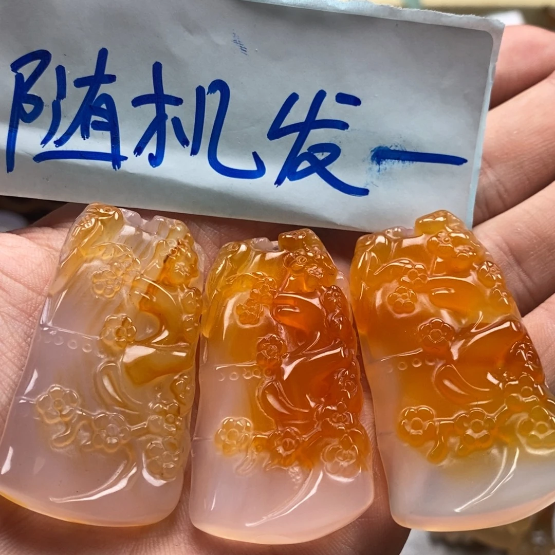 玛瑙/玉髓未镶嵌颈饰
