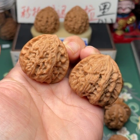 【闪购商品】文玩核桃吊坠37+全品翻天印
