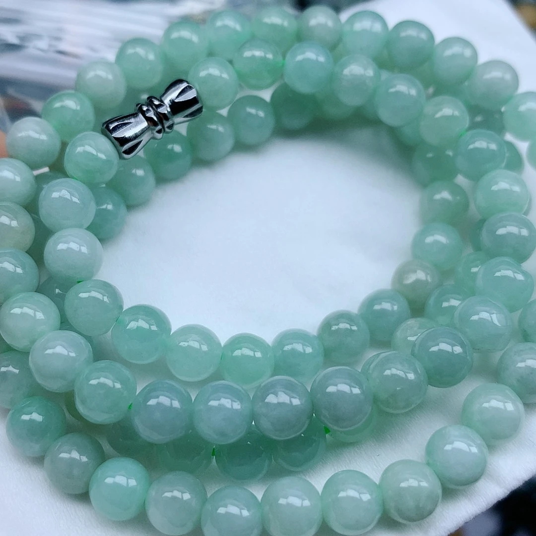 翡翠颈饰未镶嵌手串