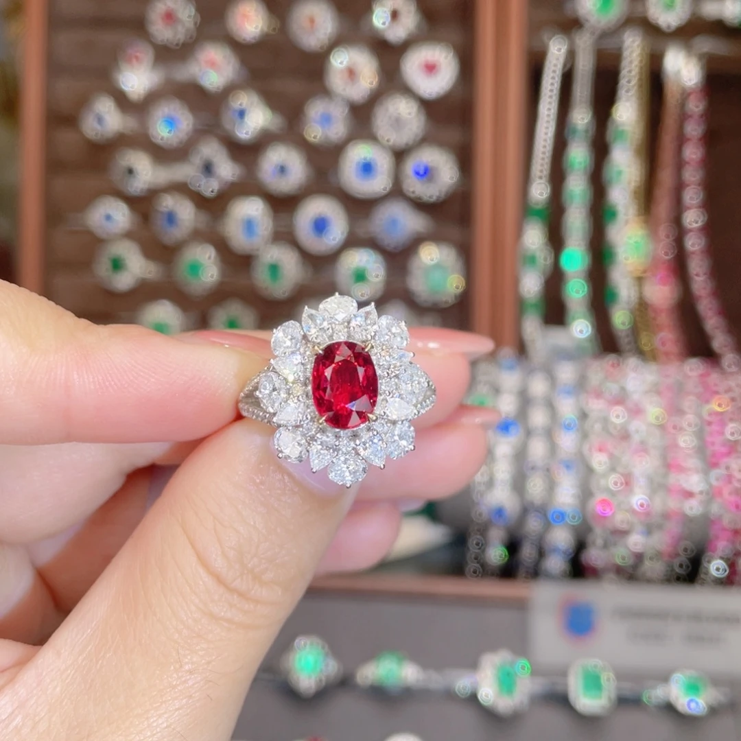 红宝石18K金镶嵌戒指无烧2.02