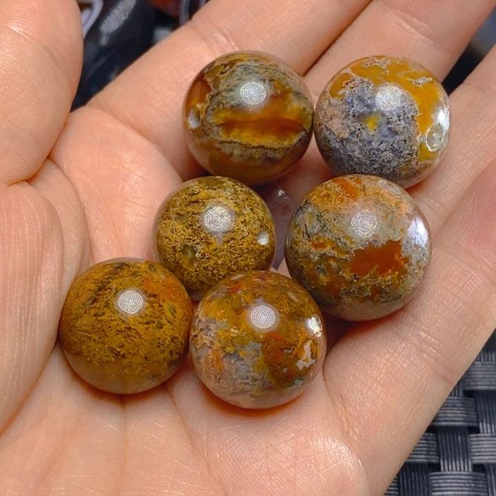 玛瑙/玉髓颈饰未镶嵌俗**边