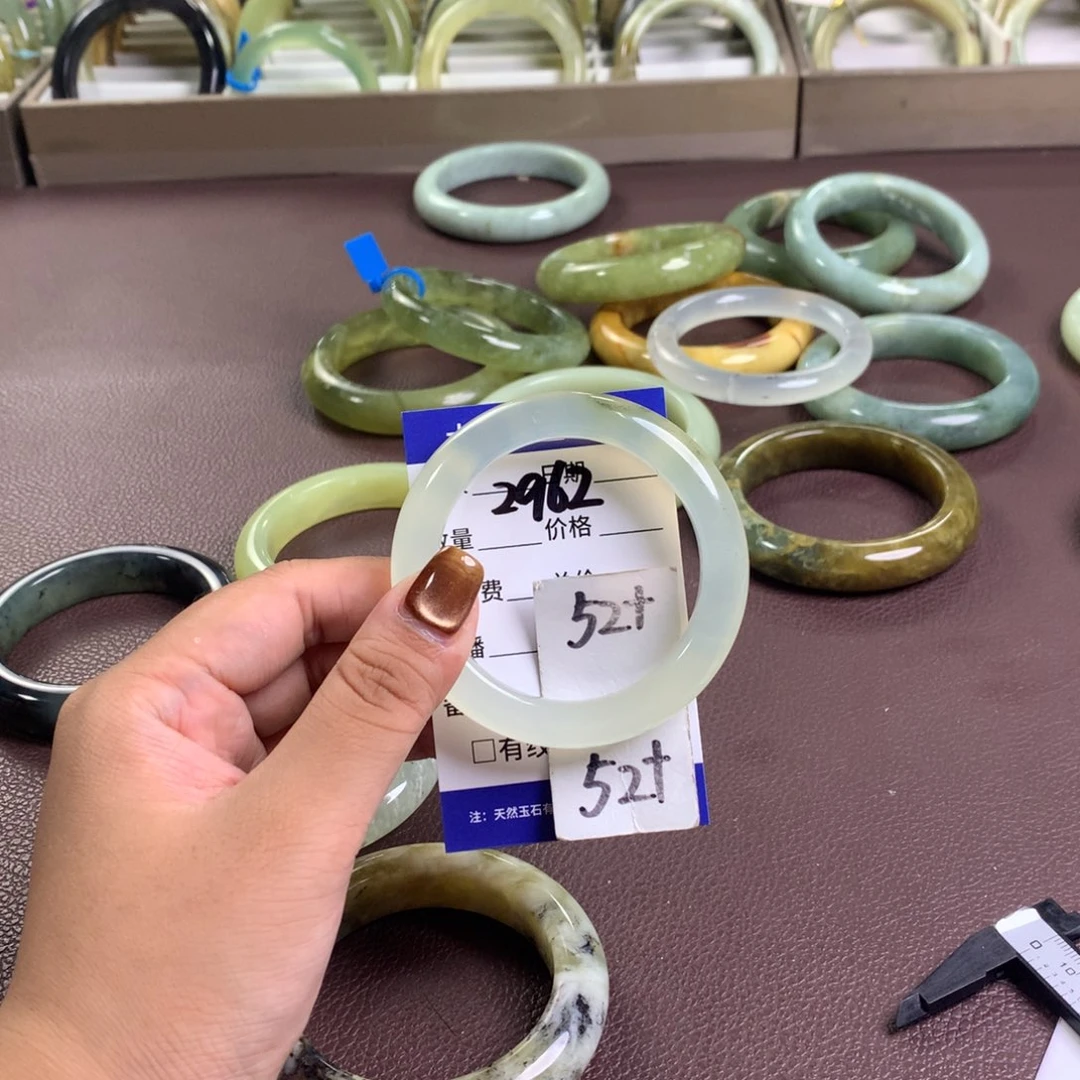 未镶嵌蛇纹石玉手镯2962