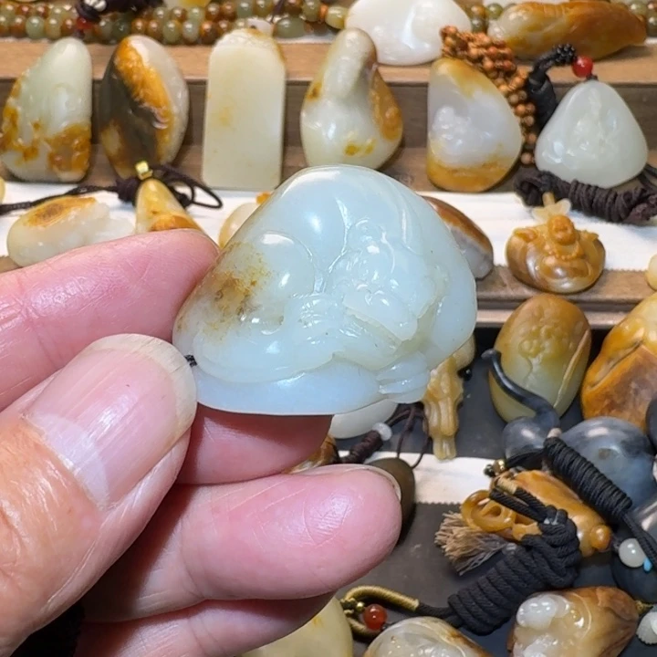 和田玉吊坠(不含链)未镶嵌随**逝