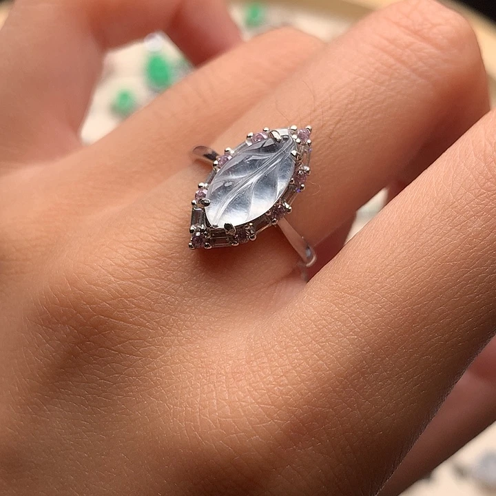 翡翠戒指未镶嵌翡翠戒指