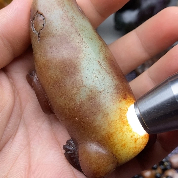 未镶嵌蛇纹石玉颈饰