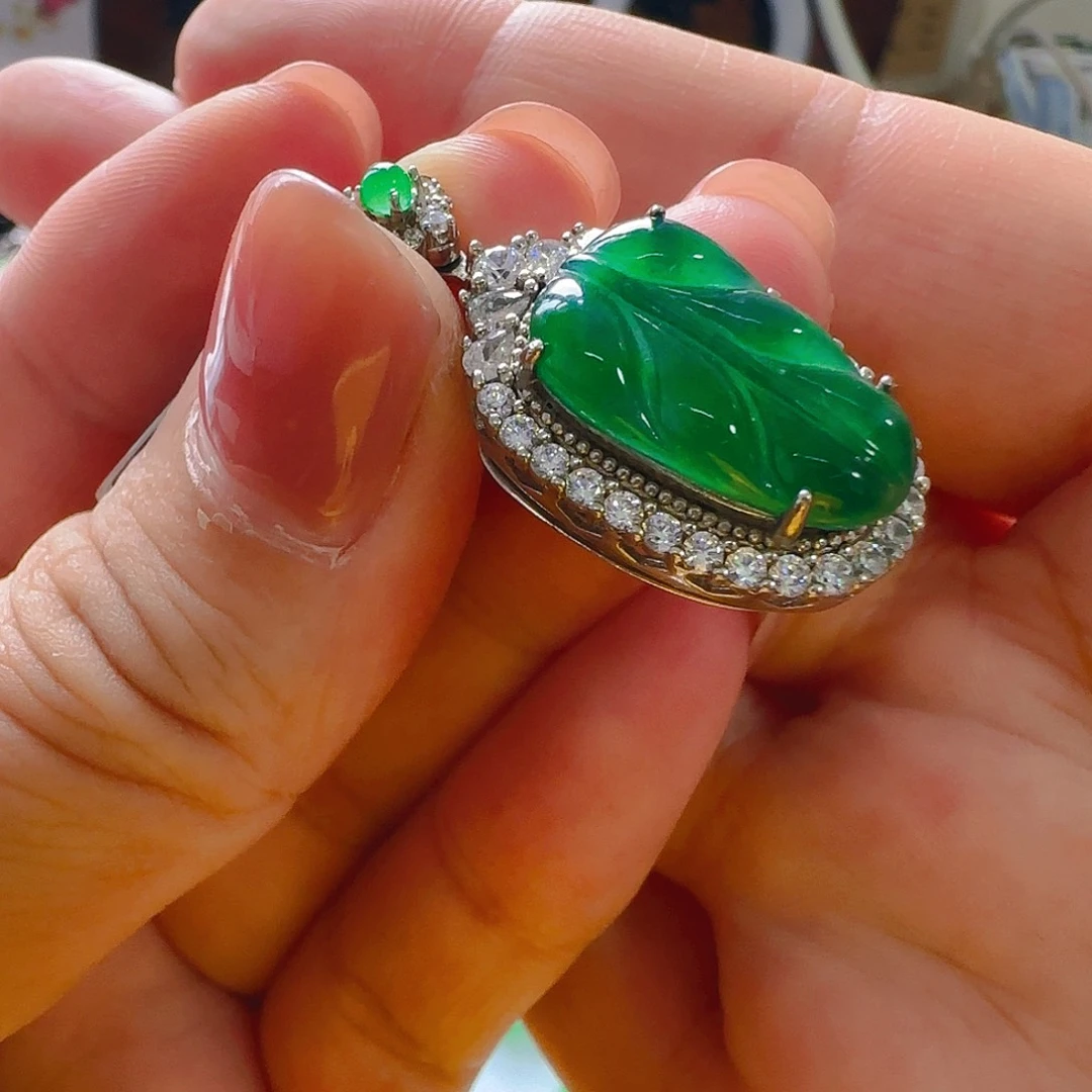 翡翠未镶嵌手镯翡翠99