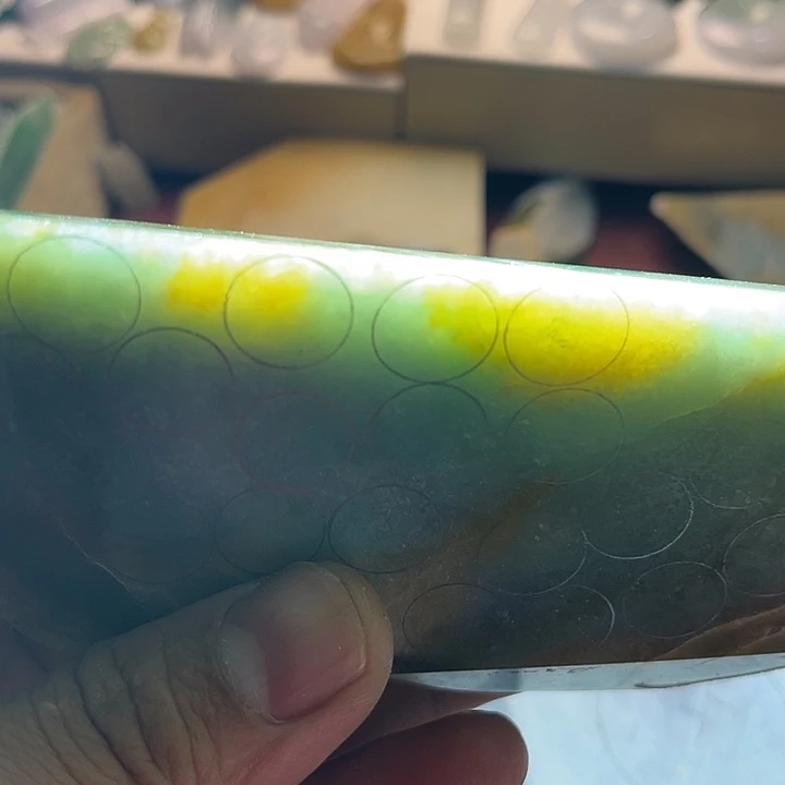 颈饰未镶嵌翡翠得****首来来来