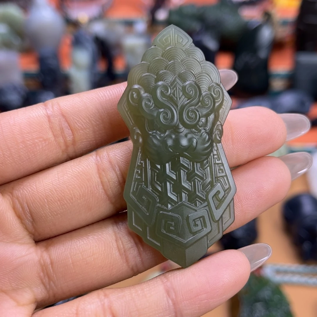 未镶嵌和田玉挂件