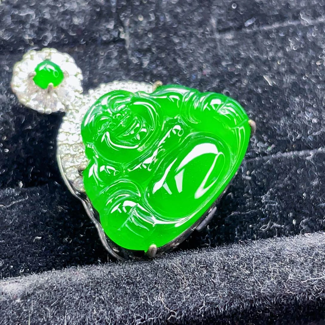 翡翠未镶嵌颈饰502