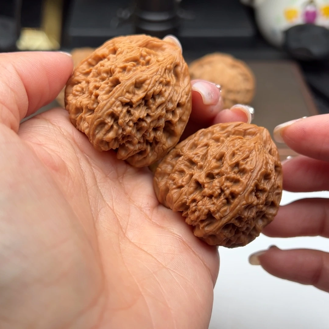 文玩核桃把件南疆石40