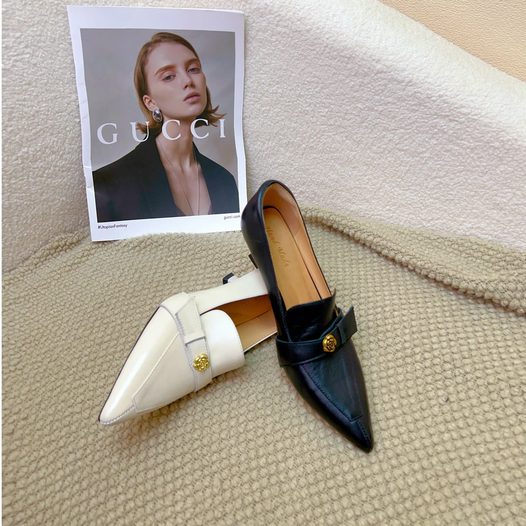 2025春季新款 山茶花蝴蝶结牛皮百搭尖头浅口时尚中跟单鞋