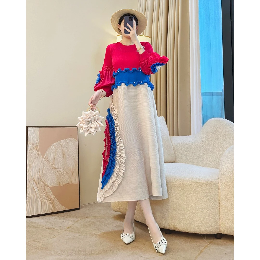 2025秋季新款优雅气质褶皱轻奢优雅时尚高端轻奢连衣裙