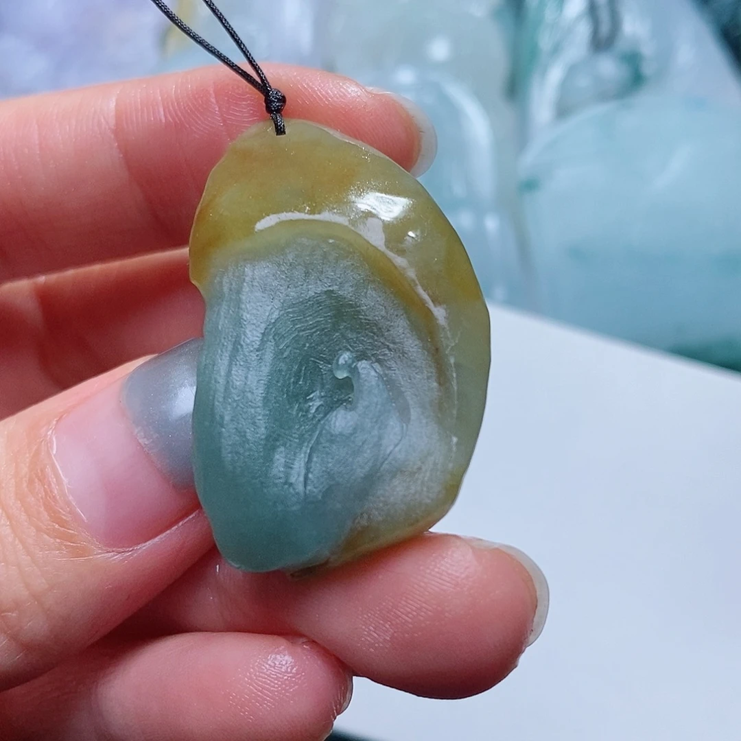 定制翡翠未镶嵌毛货付款后确认抛光