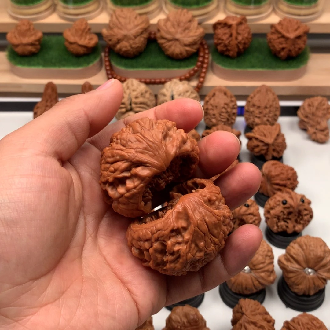 【闪购商品】吊坠文玩核桃?**兽隐隐约约