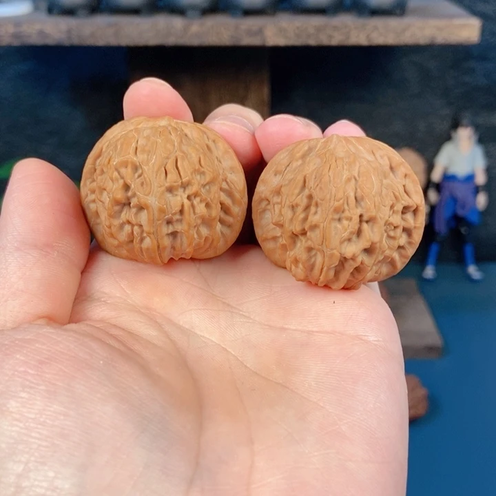 文玩核桃吊坠风**起57¥¥山地磨盘