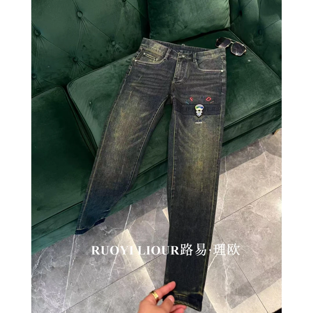 【路易理欧】2024欧货时尚潮流字母小老头亮钻百搭秋冬牛仔裤9075
