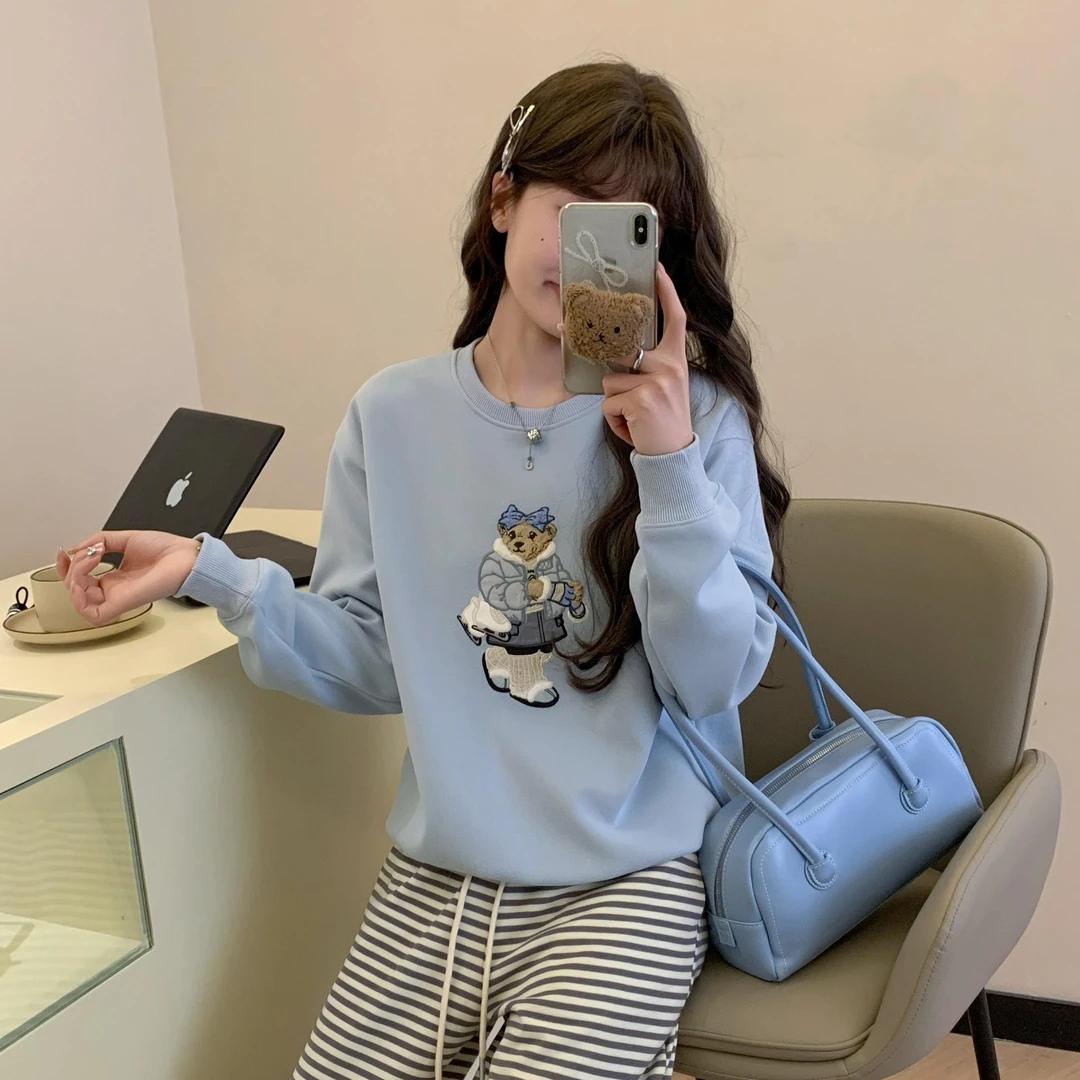 【奶油baby蓝】小熊重工刺绣日常百搭可爱学院风宽松圆领卫衣女993