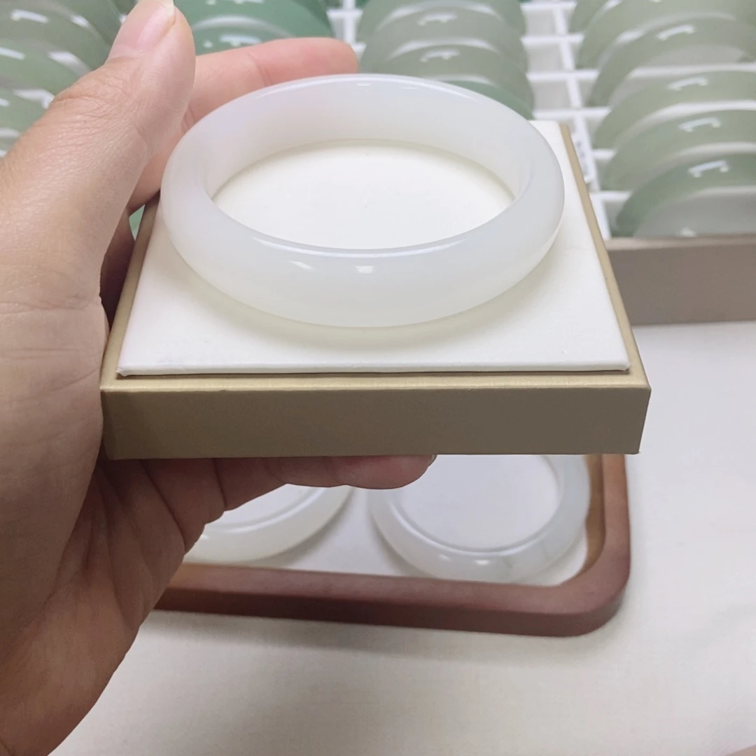 未镶嵌手镯东陵石
