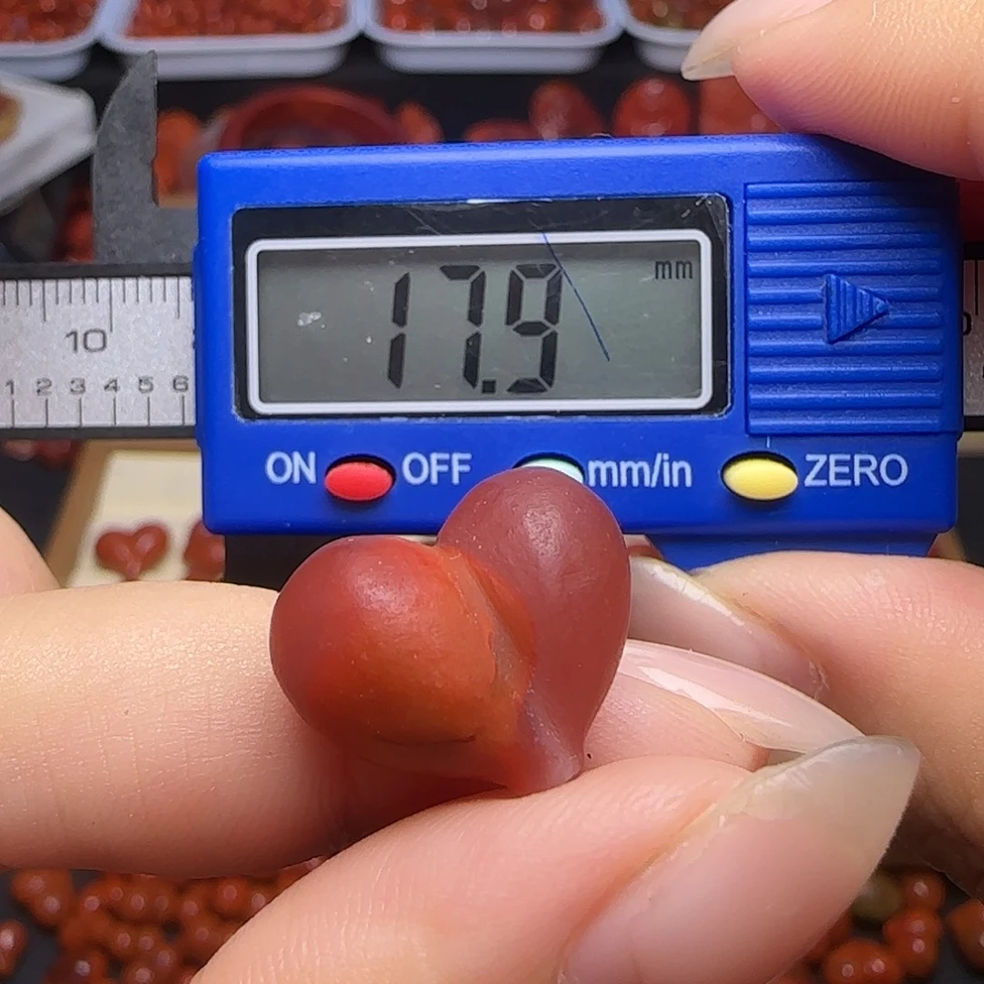 南红玛瑙未镶嵌颈饰