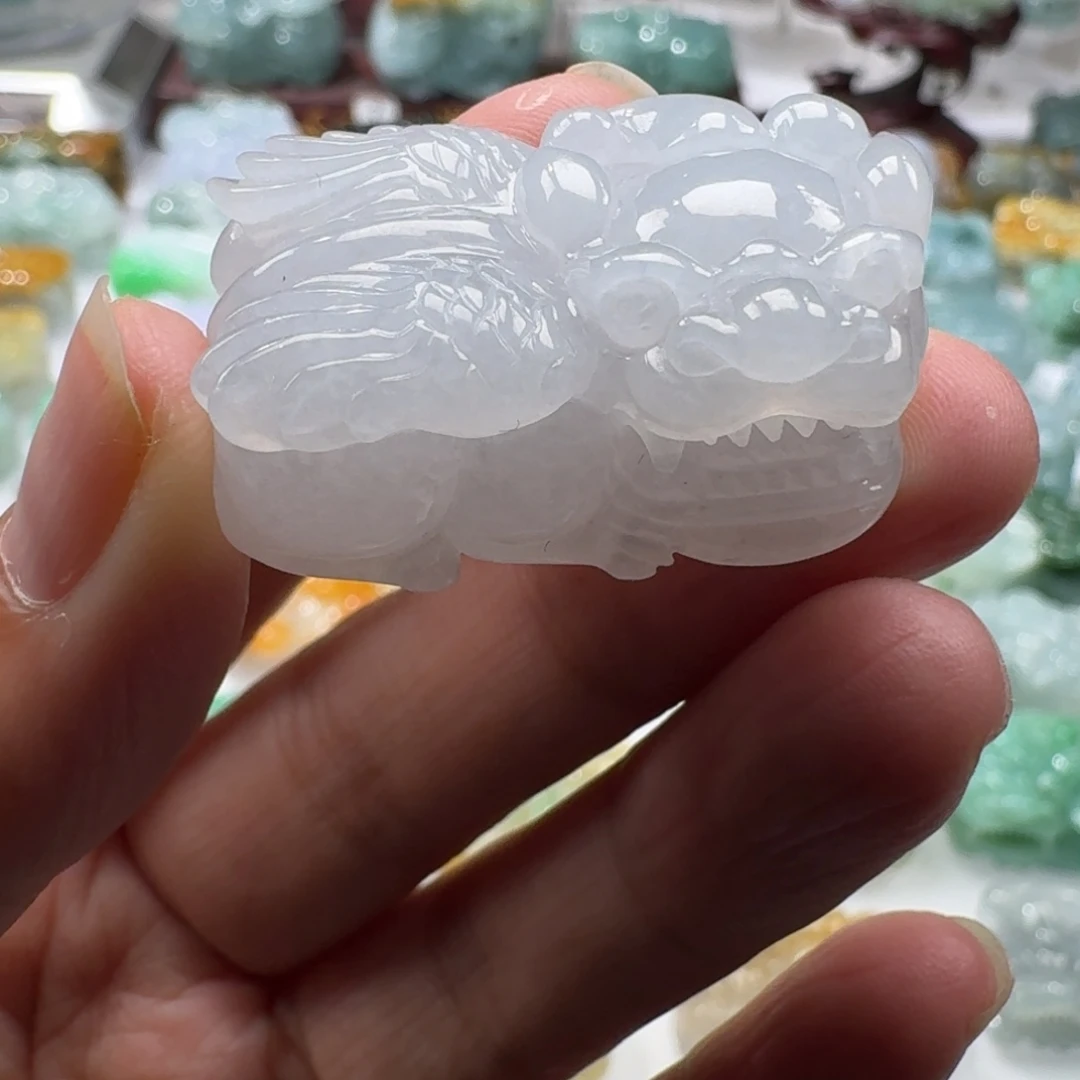 翡翠未镶嵌挂件貔貅