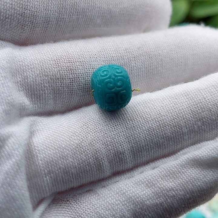 绿松石配饰未镶嵌