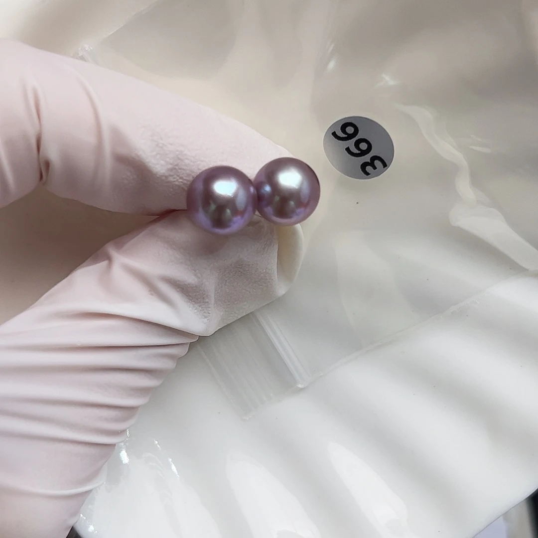 宇****耳饰银S925镶嵌淡水珍珠