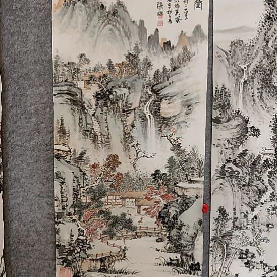 折扇张老师山水画作品。