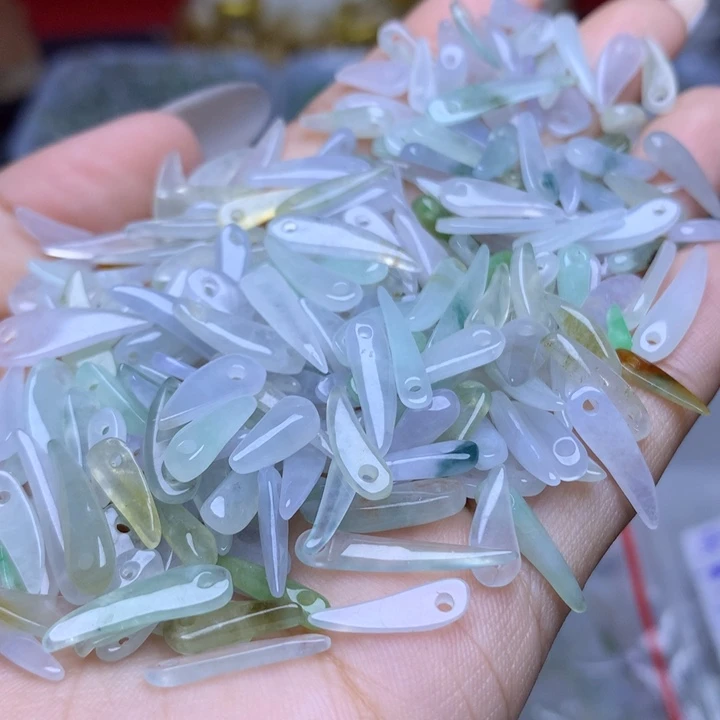 散珠翡翠冰绿白小辣椒30个